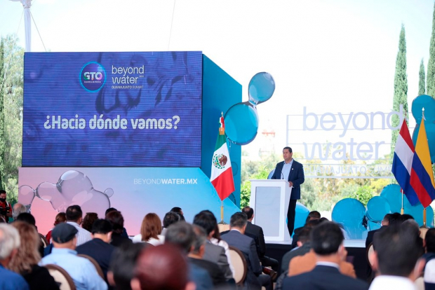 Diego Sinhue durante la inauguración de la Beyond Water Guanajuato Summit 2021.