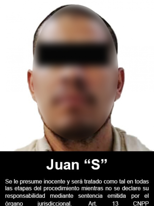 Juan "S" fue entregado a las autoridades estadounidenses en el Aeropuerto Internacional de la Ciudad de México.