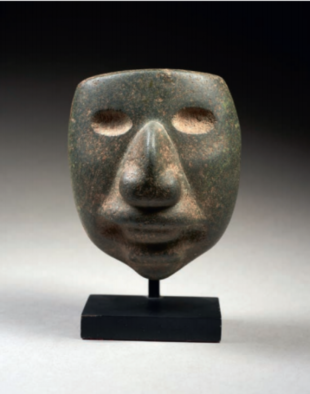 Una máscara maya se vendió en París.