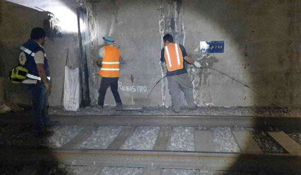 Los trabajos de desazolve de tubería en el túnel sólo se han completado en dos estaciones.