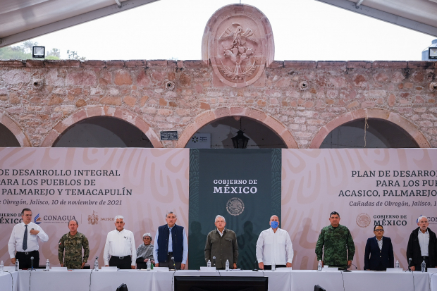 Enrique Alfaro celebra acuerdo histórico con el Gobierno federal para la conclusión de la presa El Zapotillo.