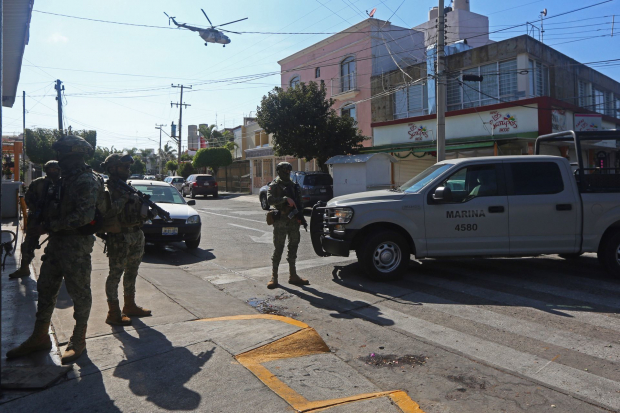 Ejército y Marina llevaron a cabo operativos en Guadalajara el pasado jueves, luego de la detención de varias personas, entre ellas Rosalinda González, esposa de El Mencho.
