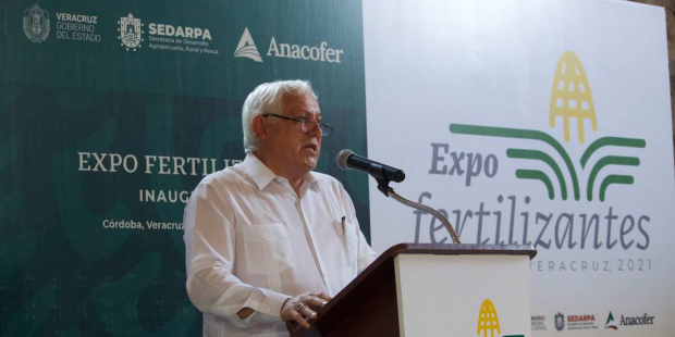 El secretario de Agricultura y Desarrollo Rural, Víctor Villalobos Arámbula, señaló que el país no puede seguir produciendo con tan bajos rendimientos.
