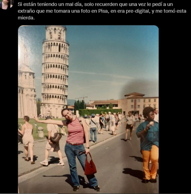 Un extraño no se tomó ni un segundo en tomarle la foto de sus sueños en la Torre de Pisa a una turista