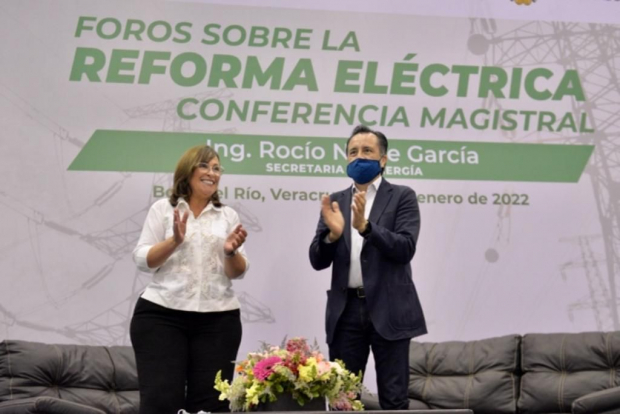 En Veracruz, "la Reforma Eléctrica va", señaló el mandatario estatal