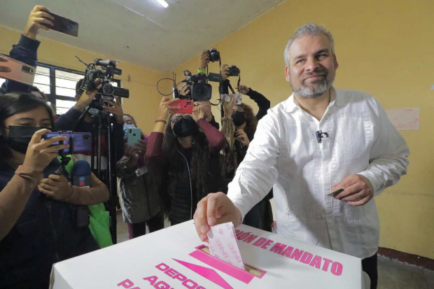 AMLO concreta una verdadera transformación democrática para México: Bedolla-