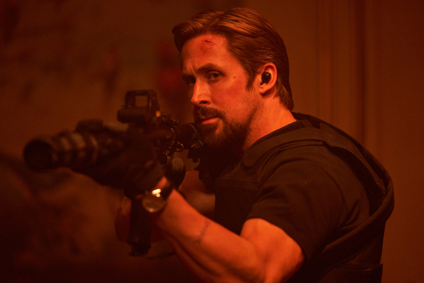 Ryan Gosling en “El Hombre Gris”