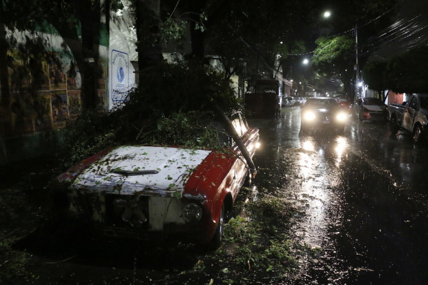 Las fuertes lluvias de la tarde-noche causaron afectación en al menos 40 colonias de la alcaldía Azcapotzalco.