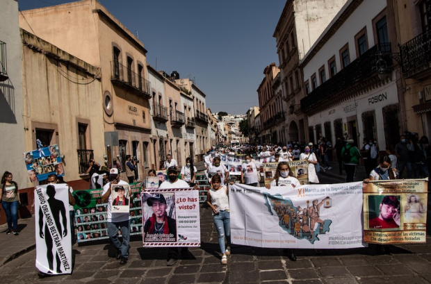 Diversas ciudades del país fueron escenario de marchas para exigir esclarecer las desapariciones.