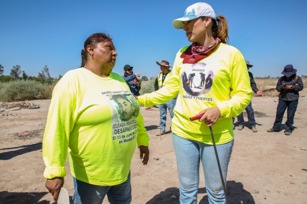 La gobernadora de Baja California, Marina del Pilar Ávila Olmeda hizo un reconocimiento al esfuerzo que han emprendido los colectivos de búsqueda de personas,