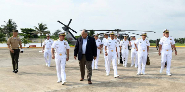 La Secretaría de Marina-Armada de México refrenda los lazos de amistad y colaboración que tiene con la Marina de los Estados Unidos de América.