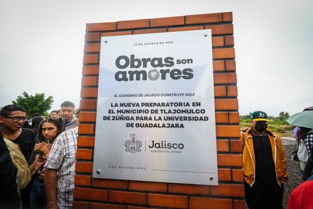 Gobierno de Jalisco inicia programa “Obras son Amores” para construir y renovar planteles de la UdeG