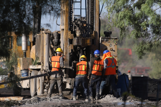 El jueves pasado, la FGR presentó solicitud de audiencia judicial para imputar a Cristian “S”, probable responsable en explotación ilícita del subsuelo, a través de la mina de carbón mineral “El Pinabete”, en Sabinas, Coahuila.