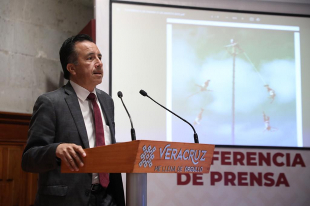 Cuitláhuac García en conferencia de prensa.