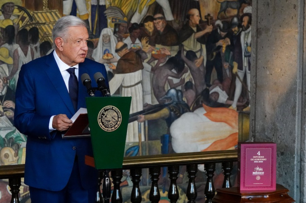 El Presidente López Obrador, al emitir su cuarto informe de Gobierno, ayer.