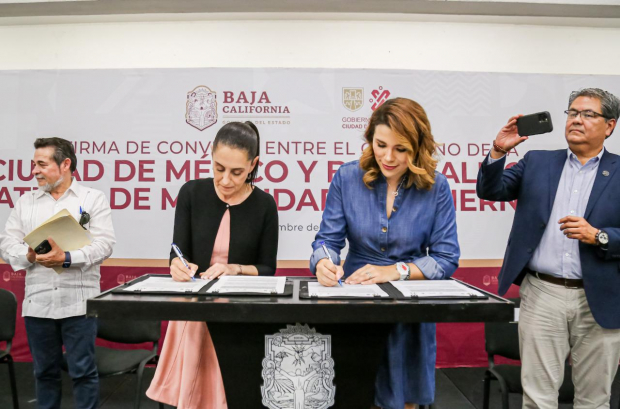 Claudia Sheinbaum Pardo y la gobernadora Marina del Pilar Avila Olmeda suscribieron el Convenio en Materia de Movilidad y Gobierno Digital
