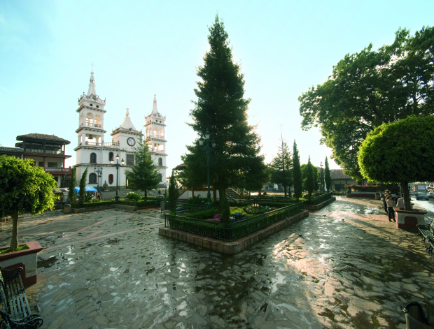 Mazamitla se encuentra a 124 km al sur de Guadalajara.