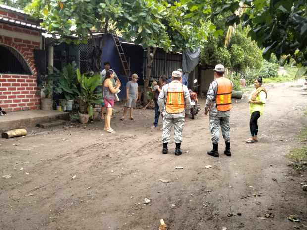 Personal de la GN participó en labores de atención tras sismo en Michoacán.