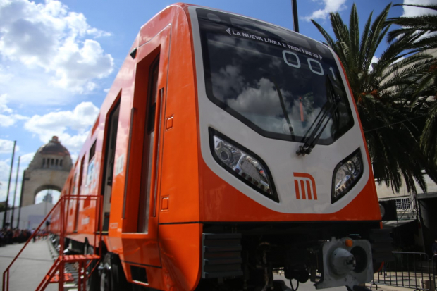 Los nuevos trenes de la Línea 1 del Metro están conformados por nueve vagones