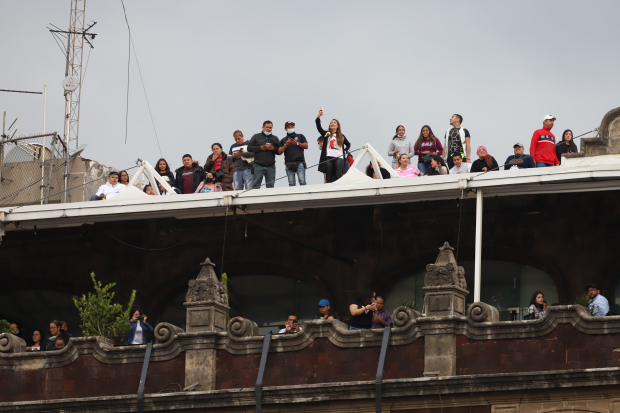 Fans desde las terrazas también disfrutaron del espectáculo.