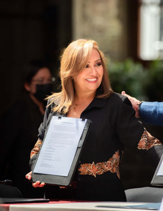 La gobernadora Lorena Cuéllar Cisneros encabezó la firma de la “Declaración por Tlaxcala”,