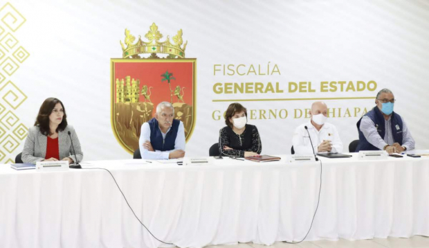 La secretaria general de Gobierno, Cecilia Flores Pérez, enfatizó que desde el primer momento se atendieron los casos de intoxicación de jóvenes.