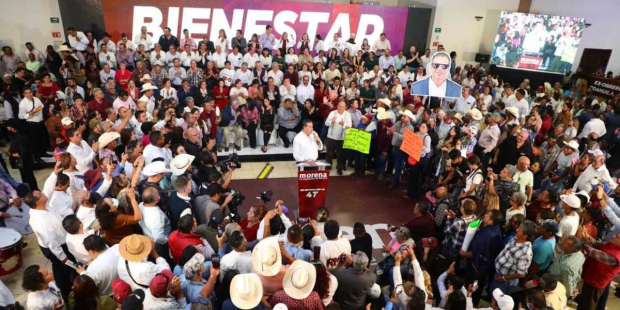 Ricardo Mejía contó con el apoyo de más de 3 mil personas en su evento de registro