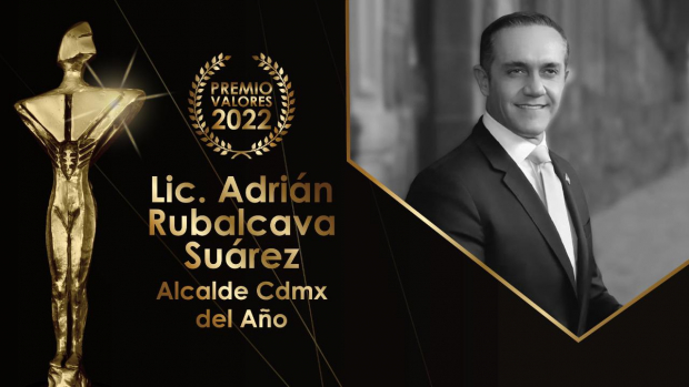 Adrián Rubalcava, nombrado "alcalde del año" de la Ciudad de México.