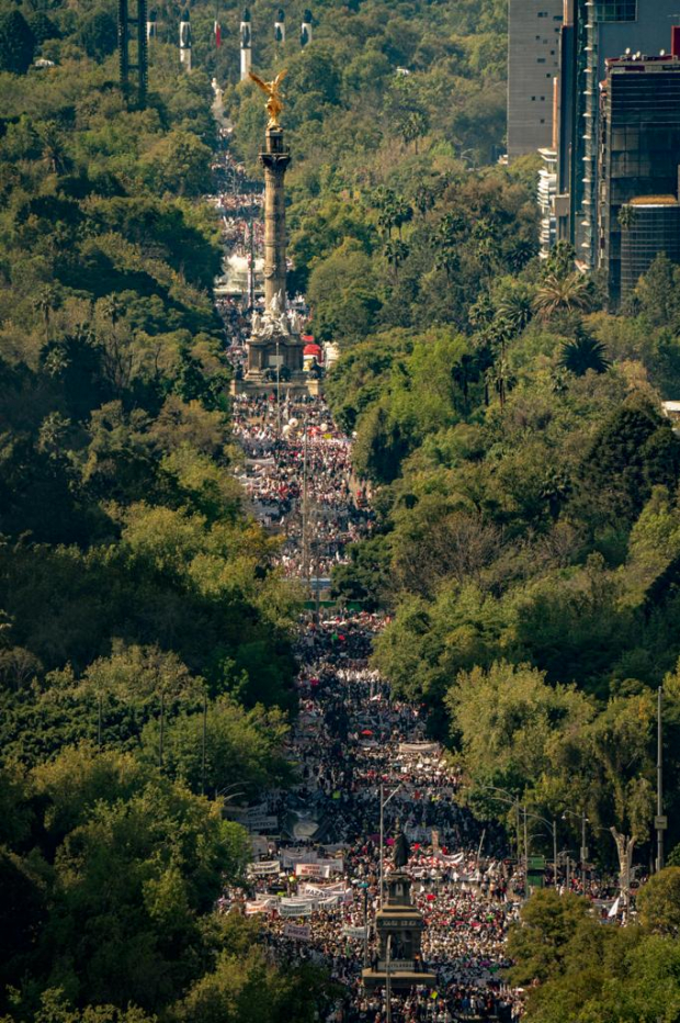 Los manifestantes atestaron el Paseo de la Reforma.