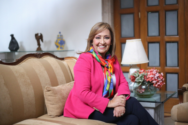 La gobernadora Lorena Cuéllar, en entrevista con La Razón.