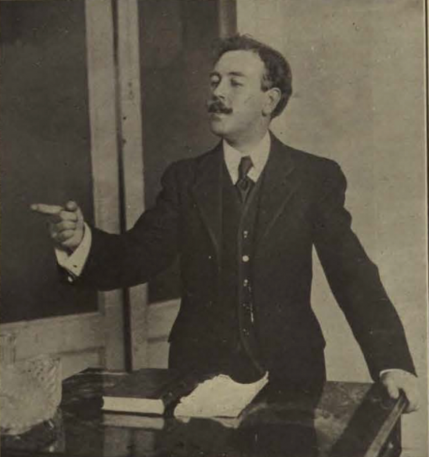 El escritor presenta una conferencia; foto de El mundo ilustrado, 21 de agosto, 1910.