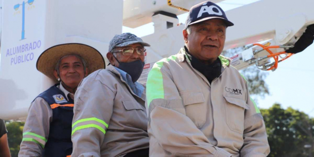 Lía Limón reconoció a las y los trabajadores el esfuerzo que de forma cotidiana realizan.