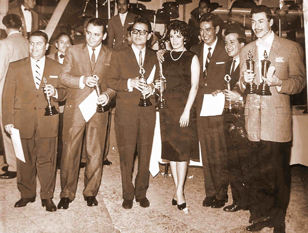 Pablo Beltrán Ruiz, Tino Contreras,  José Luis Durán, Leo Carrillo y Kitty de Hoyos, entre otros.