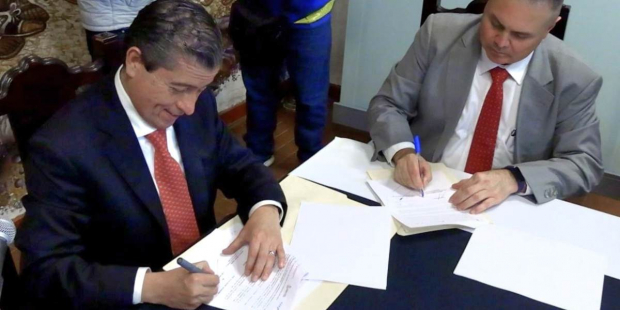 El alcalde de Coyoacán, Giovani Gutiérrez Aguilar, y el titular de la Comisión de Búsqueda de Personas de la CDMX, Enrique Camargo Suárez, firmaron un convenio de colaboración y coordinación.