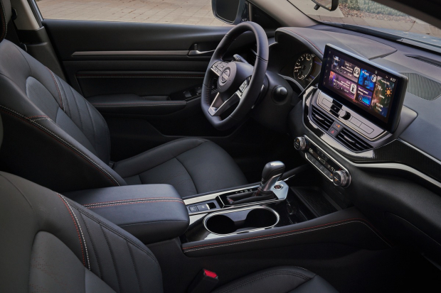 Nissan Altima 2023 cuenta con la tecnología de Nissan Intelligent Driving.
