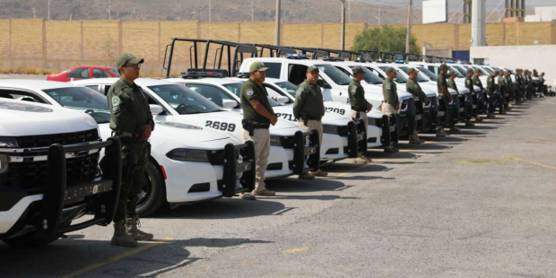 El jefe policiaco mencionó que mediante las acciones de vigilancia y de disuasión de delitos que desarrolla la Guardia Civil Estatal, se redujo el robo con violencia de vehículos automotores.