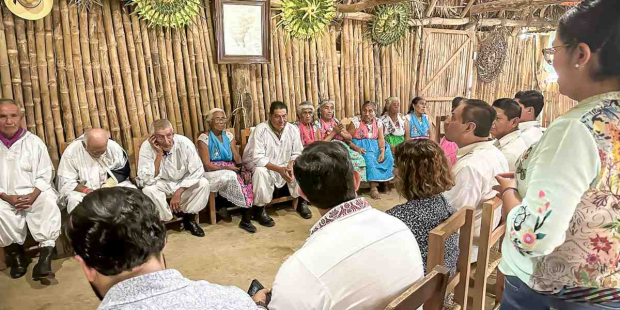 El encuentro cultural que ofrece el festival Cumbre Tajín 2023 en el municipio de Papantla de Olarte, Veracruz, es una oportunidad para conocer e intercambiar conocimiento ancestra, señalaron las autoridades de Hidalgo.