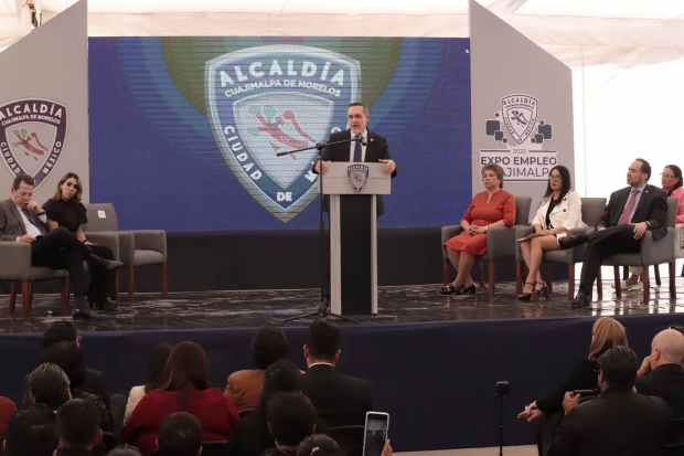 Adrián Rubalcava, alcalde de Cuajimalpa, durante la inauguración de Expo Empleo.