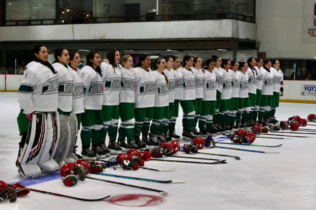 La Selección Mexicana de Hockey sobre Hielo Femenil disputa esta semana el Campeonato Mundial División II en la Ciudad de México.