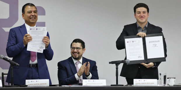 El gobernador Samuel García Sepúlveda firmó el “Pacto por la Vivienda Social de Nuevo León”.