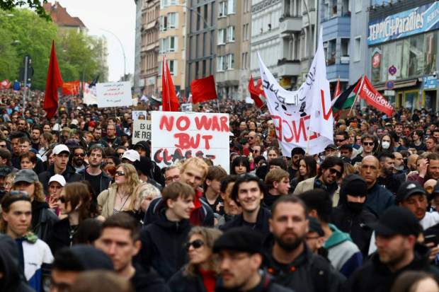 Protestas en el marco del Día del trabajo en Berlín, Alemania.