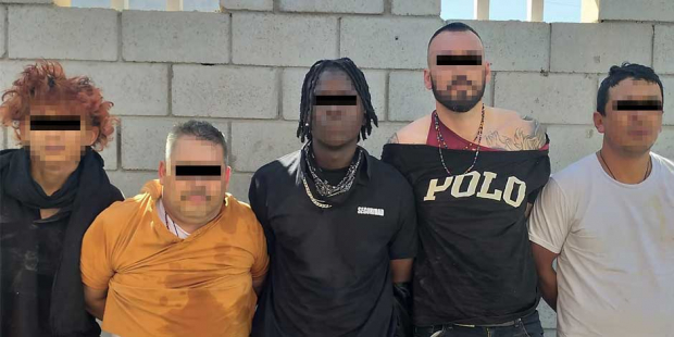 Al rescatan en Sonora a 113 migrantes, fueron se detenidos en flagrancia cinco masculinos que los tenían privados de la libertad
