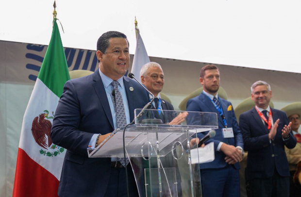 Diego Sinhue, gobernador de Guanajuato, celebra que Guanajuato es el estado con mayor capacidad para albergar el evento.
