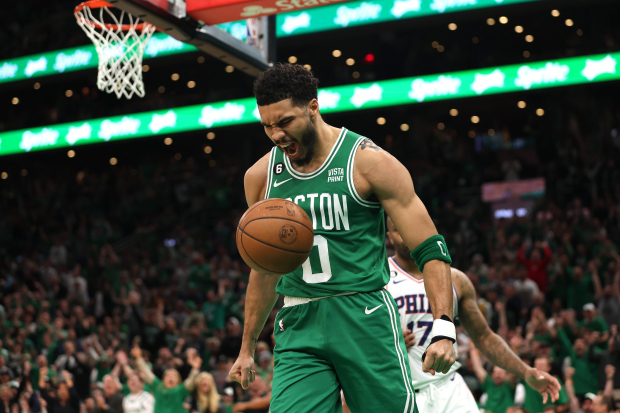 Boston Celtics choca ante Miami Heat en las Finales de Conferencia Este de la NBA