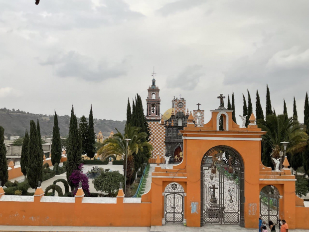 Así luce el cielo en Puebla ante la caída de ceniza.
