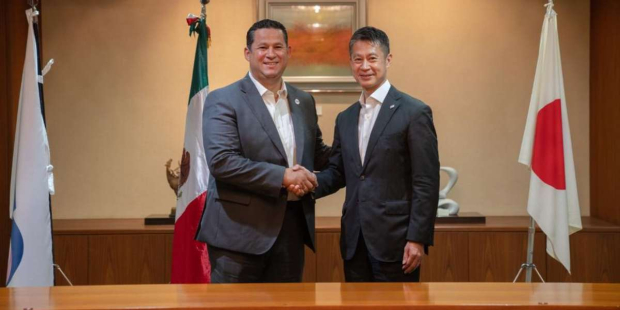 La comitiva mexicana fue recibida por el gobernador de Hiroshima, Hidehiko Yuzaki, y funcionarios de la Prefectura.