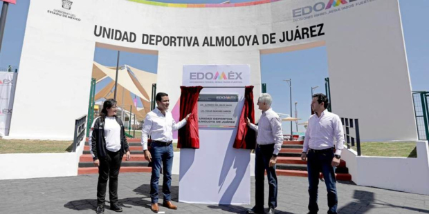 Alfredo Del Mazo puso en operación la Unidad Deportiva de Almoloya de Juárez, que incluye la construcción de una cancha de futbol 7.