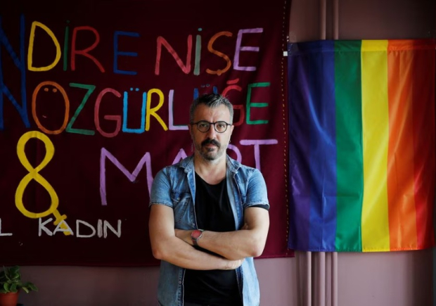 Cuneyt Yilmaz, activista por los derechos de la comunidad LGBT+.