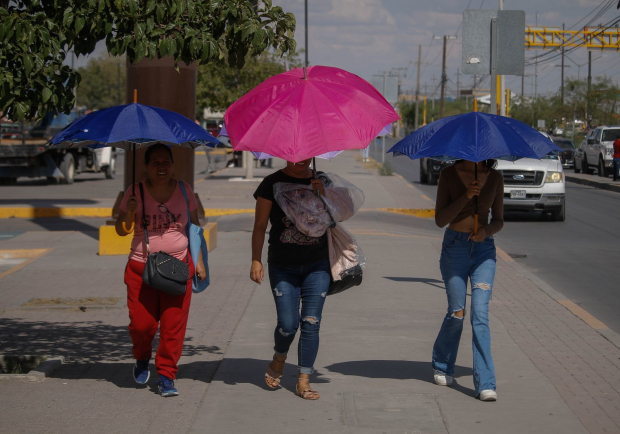 Sigue el calor en México con temperaturas de hasta 45 grados en algunas entidades.