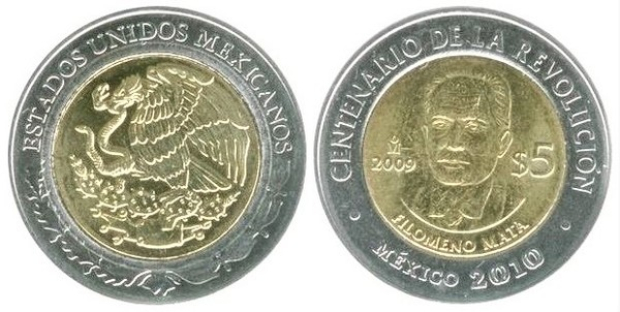 Monedas de cinco pesos hasta en medio millón de pesos.